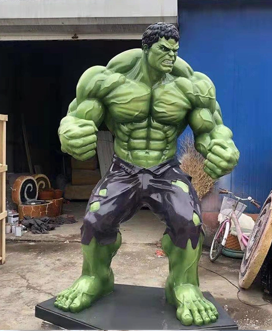 hulk statue