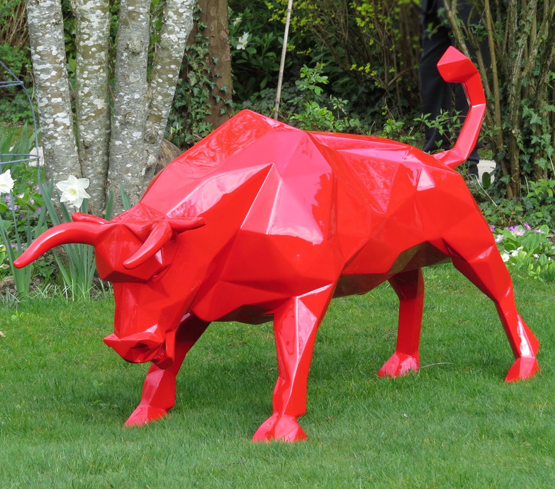 Richard orlinski bull sculpture