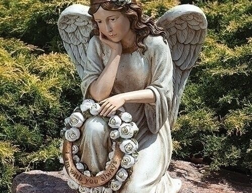 The thinking angel with the garland fiberglass statue garden city design