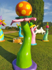 Artifact flowers bright fiberglass sculptures Imaginative amusement park lawn decorations 1