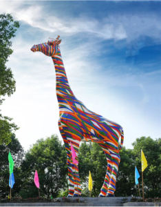 Colorful Trend art Giraffe fiberglass Sculpture Park decoration
