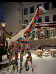 Colorful Trend art Giraffe fiberglass Sculpture Park decoration 3