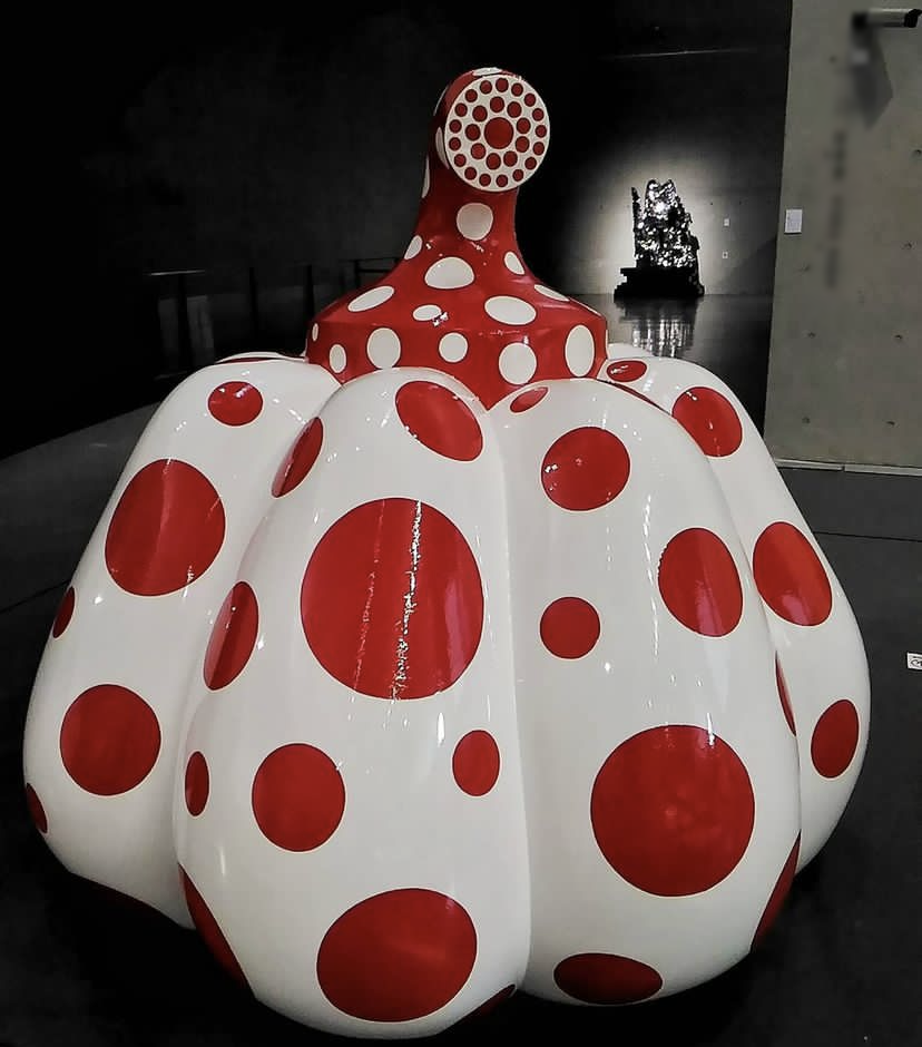 Dots Obsession fiberglass sculpture