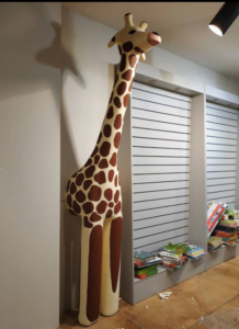 Giraffe fiberglass sculpture interior decoration cartoon art 1
