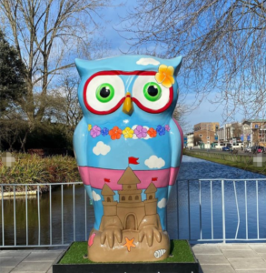 Owl series the beach T'owl resin sculpture spring garden decor