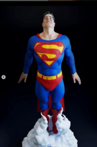 Strong Superman fiberglass sculpture Hero Dream cool decoration 1