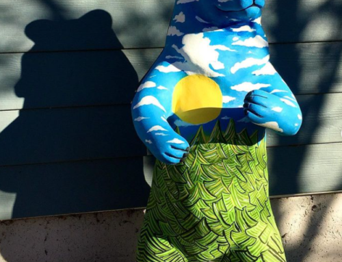 Vagarious Bears fiberglass sculptures trend graffiti art for outdoor decor