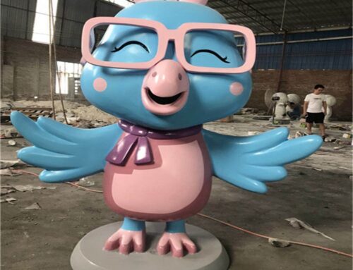 Blue chicken cartoon style fiberglass sculpture for kids