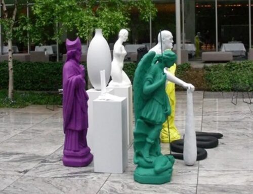 MoMA Sculpture Garden Outdoor Decoration Fiberglass 9 Figures Gather Sculpture