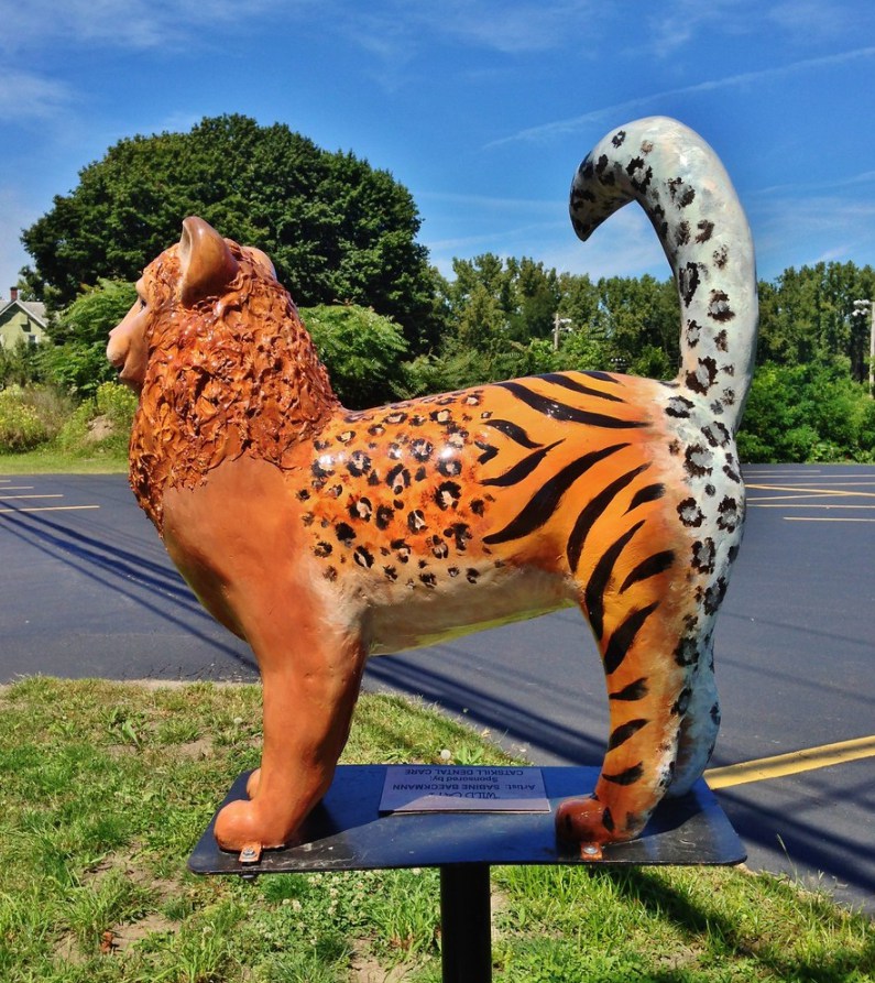 custom resin wild cat sculpture